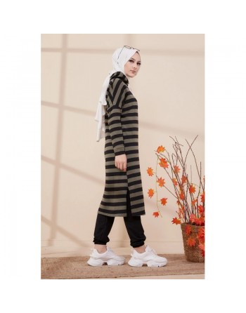 Tunique longue à rayures avec capuche (Vêtement moderne et sport pour hijab) - Couleur vert kaki 