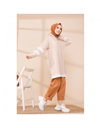 Tunique décontractée avec capuche (Sweat long pour hijab) - Couleur beige avec bandes blanches 