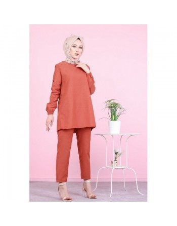 Ensemble tunique et pantalon assorti avec ceinture (Vetement pour femme voilée) - Couleur brique 