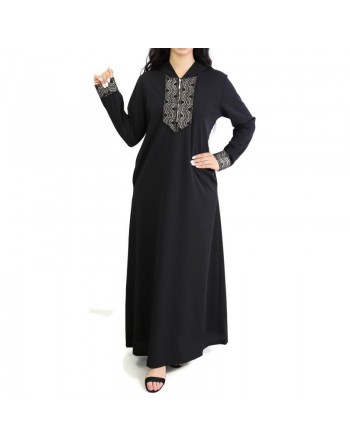 Robe longue type abaya marocaine moderne avec capuche et motifs dorés pour femme - Couleur noire 