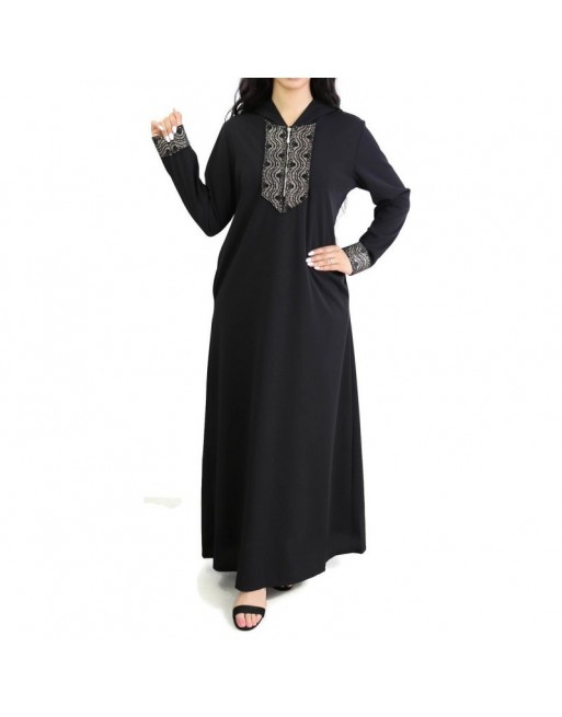 Robe longue type abaya marocaine moderne avec capuche et motifs dorés pour femme - Couleur noire Robe longue type abaya marocaine moderne avec capuche et motifs dorés pour femme - Couleur noire