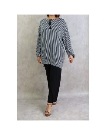 Tunique à rayures blanches - Plusieurs couleurs disponibles (Grandes tailles pour femmes) 