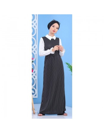 Ensemble Robe noire à rayures avec sa chemise blanche assortie 