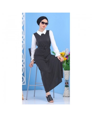 Ensemble Robe noire à rayures avec sa chemise blanche assortie 