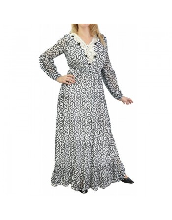 Robe avec motifs et pompons - Couleur Noire et Blanche 