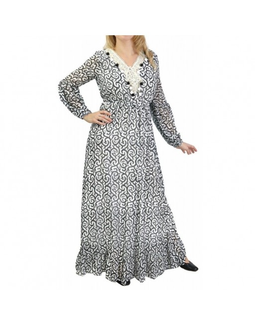 Robe avec motifs et pompons - Couleur Noire et Blanche Robe avec motifs et pompons - Couleur Noire et Blanche