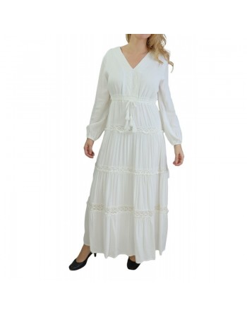 Robe bohème chic de couleur blanche 
