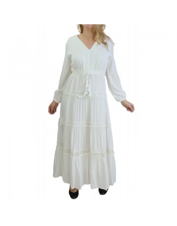 Robe bohème chic de couleur blanche 