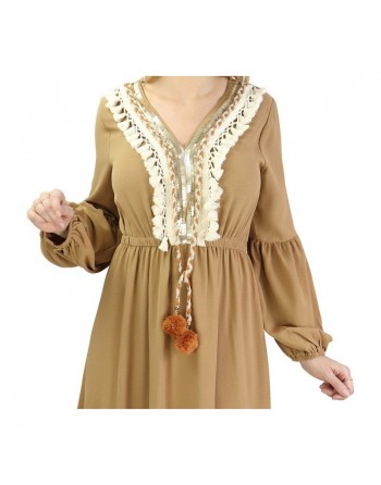 Robe brodée maxi-longue avec pompons et manche bouffantes (Plusieurs couleurs disponibles) 