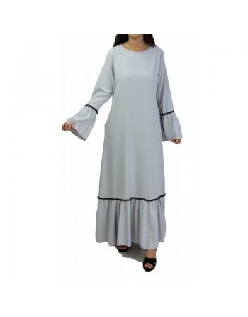 Robe longue avec dentelles et strass - Couleur gris clair 