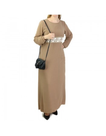 Robe longue fluide avec broderies blanches et dorées pour femme - Couleur Taupe 