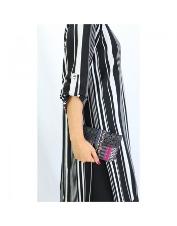 Chemise longue noire à rayures blanches 