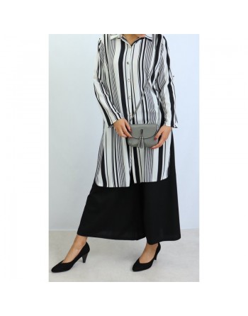 Chemise longue blanche à rayures noires 