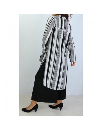 Chemise longue blanche à rayures noires 