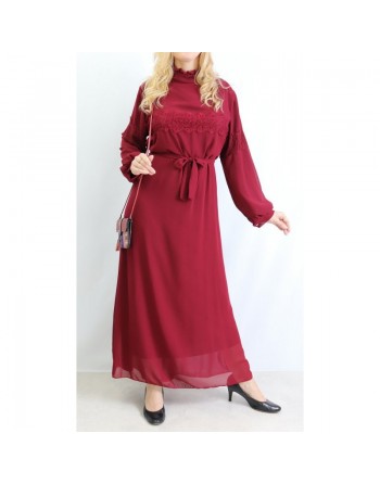 Robe longue avec doublure broderies dentelle et ceinture - Taille Unique - Couleur bordeaux 