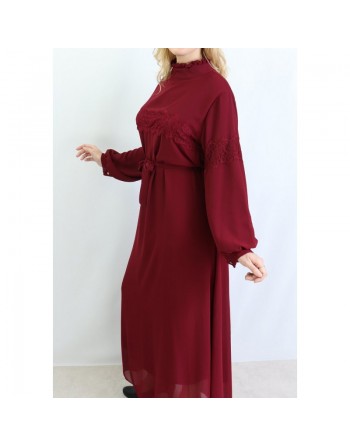 Robe longue avec doublure broderies dentelle et ceinture - Taille Unique - Couleur bordeaux 
