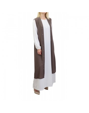 Gilet long perlé de couleur taupe 
