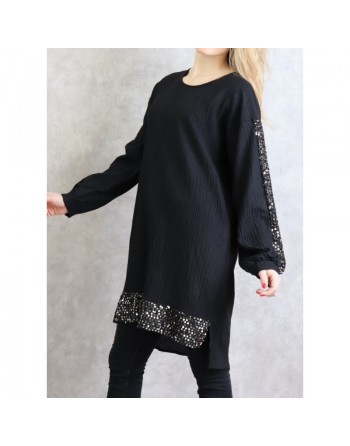 Tunique à strass de couleur noire 