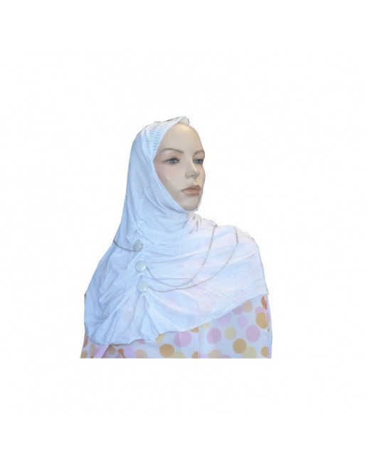 Hijab blanc pailleté avec boutons et chaines fines Hijab blanc pailleté avec boutons et chaines fines