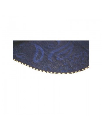 Hijab une pièce de couleur bleue marine orné de perles en forme de losange avec tissu portant des motifs cousus 