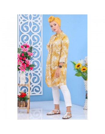 Chemise longue 100% coton à motifs "tropical" de couleur jaune moutarde 