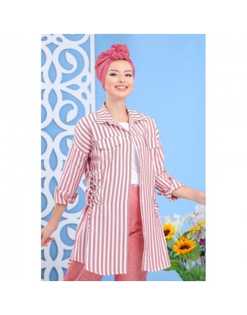 Chemise mi-longue style corsaire de couleur blanche et brique 