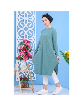 Tunique mi-longue évasée de couleur vert menthe 
