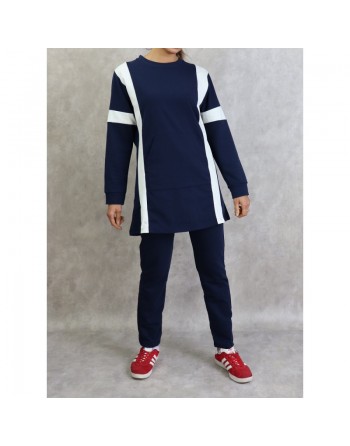 Survêtement femme 2 pièces poche kangourou de couleur bleu marine avec bandes blanches 