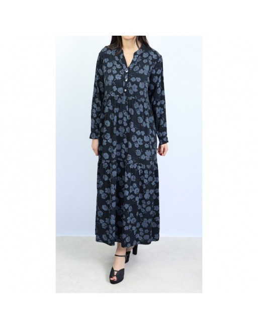 Robe noire avec motifs fleurs Robe noire avec motifs fleurs