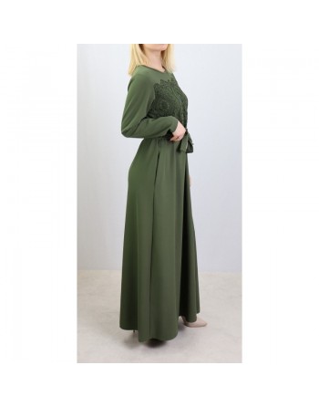 Robe avec broderie en dentelle, ceinture et poches - Couleur vert kaki 