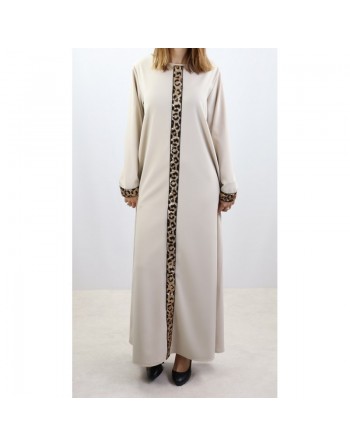 Robe longue avec strass devant et sur les manches - Marque Amelis Paris pour femme - Couleur blanc cassé 