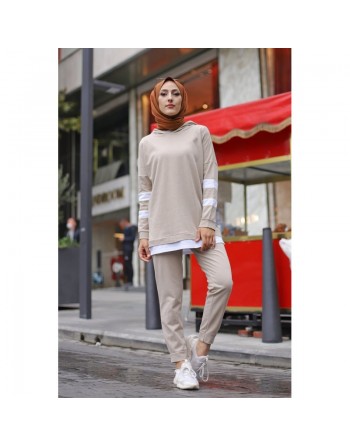 Survêtement femme à capuche bicolore (Ensemble sport pas cher pour moutahajiba) - Couleur beige avec bandes blanches 
